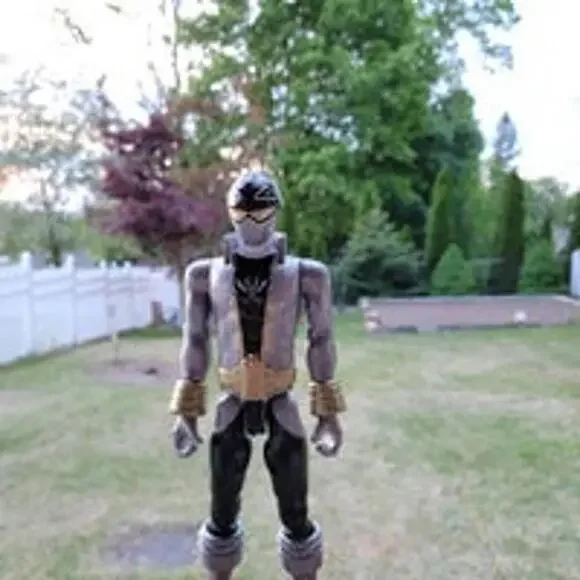 Power Rangers MegaForce Silver Ranger - Picture 7 of 7